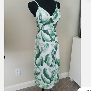 🌹Beautiful Green Leaf Print Backless Dress